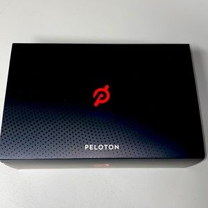 NWT - Peloton Cycling Shoes - Size 37/Womens 6